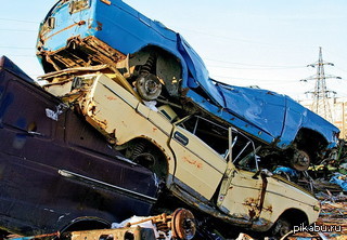 Утилизационный сбор принят: Янукович подписал закон http://auto.ria.ua/news/autolaw/208602/  Судя по комментариям возможен бунт.  авто, закон, сбор, Янукович, Комментарии